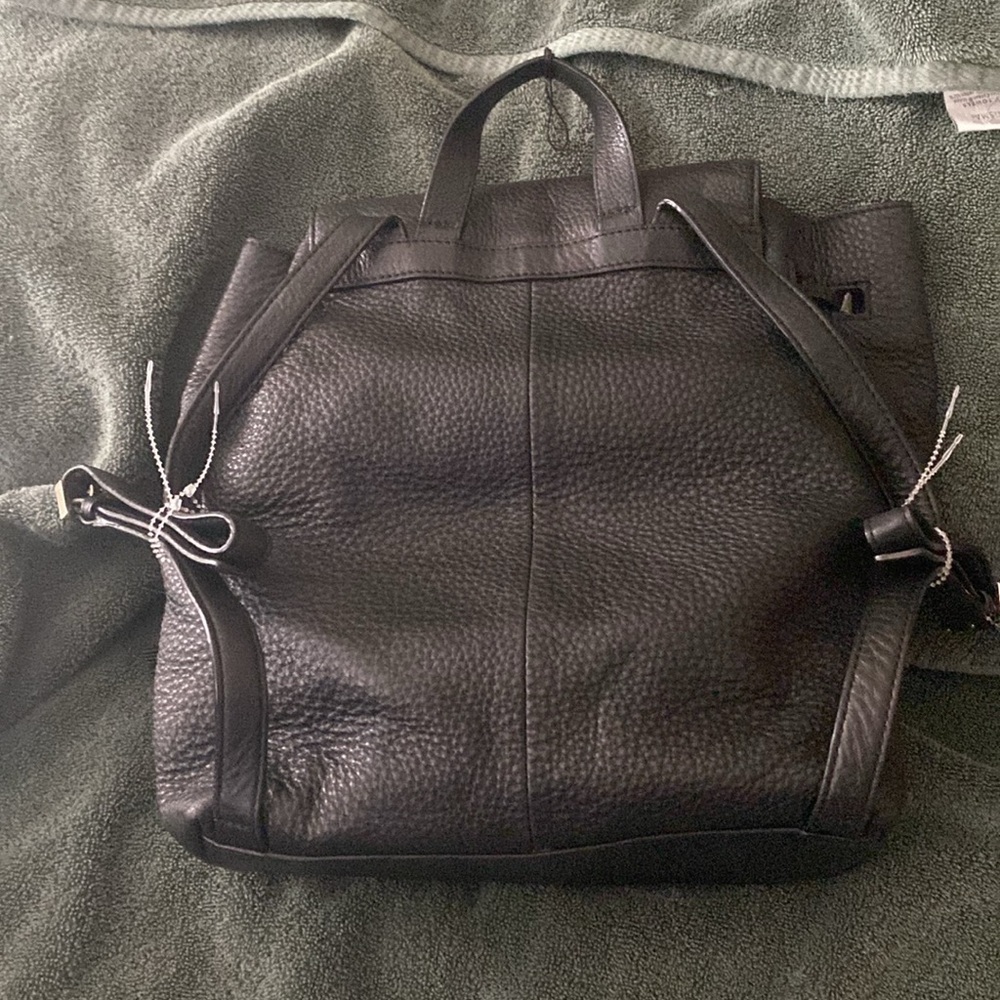 Kate Spade Large Leather Drawstring Backpack Like… - image 3